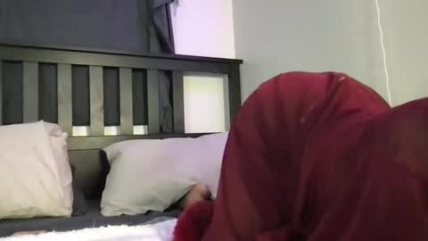ivyskye_ online show from 05.15.26