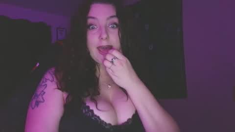 Amiee online show from 12.04.25