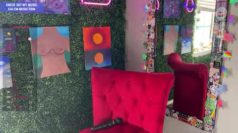 Muse hethey online show from 12.22.24