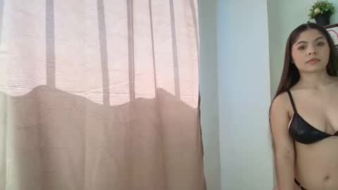 Izabella online show from 12.19.24