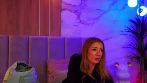 izabelle_02 online show from 01.05.26