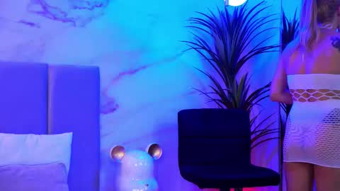 izabelle_02 online show from 03.27.26