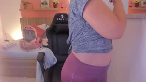 Iza online show from 01.08.25