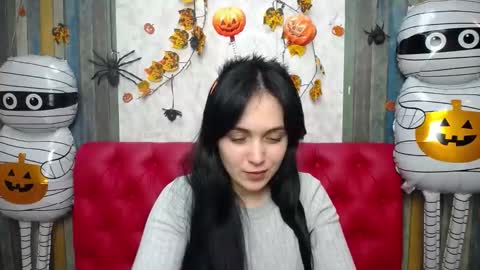 IziPaterson online show from 10.31.25