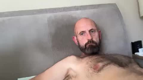 izzysboytoy1 online show from 04.30.26