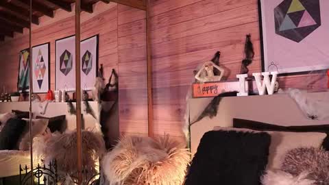 izzywild1 online show from 10.26.25