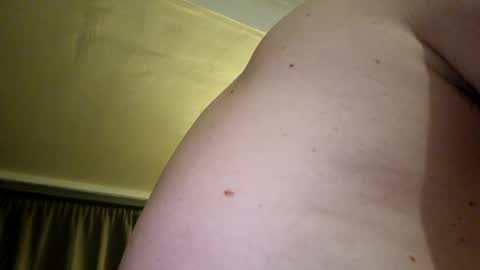 Snapshot of j281133 chatting on 01.19.25 Big 8 online show from 01.19.25