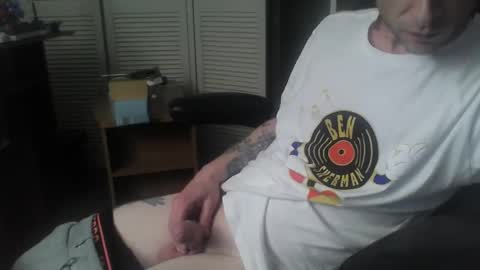 Snapshot of j3rkz chatting on 12.11.24 J3RKZ online show from 12.11.24