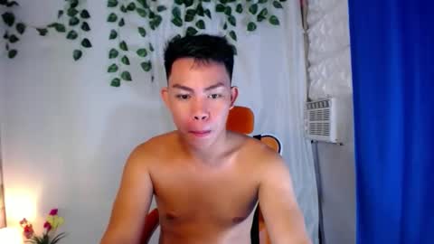j696654horny online show from 01.13.26