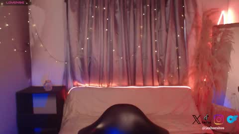 Hey im Jaxxxon check my info     online show from 01.16.26