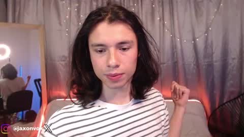 Hey im Jaxxxon check my info     online show from 06.16.26