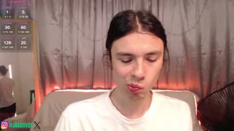 Hey im Jaxxxon check my info     online show from 06.23.26