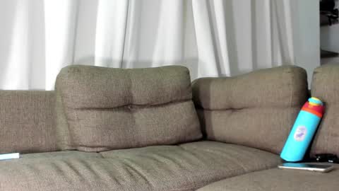 Calix  Independient model Insta and twt Calixsnake online show from 01.19.25