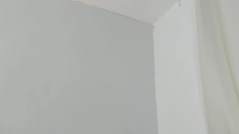 Calix  Independient model Insta and twt Calixsnake online show from 02.27.25