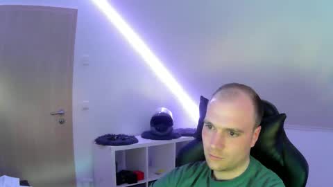 here4y online show from 04.14.26