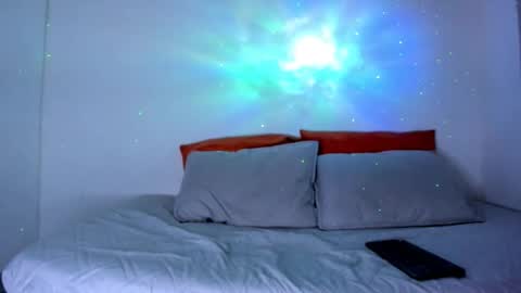 i am juan musiry independent model  online show from 10.24.25