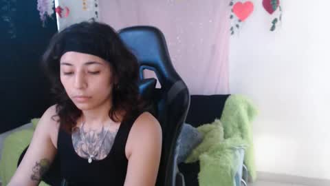 jade 18  online show from 03.16.26