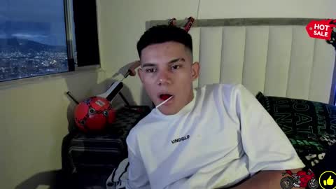 Snapshot of jack_castell chatting on 10.14.25 JACK CASTELL online show from 10.14.25