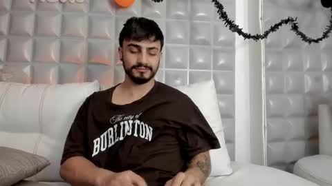 Snapshot of jack_daniel__ chatting on 10.22.25 JACK DANIEL online show from 10.22.25