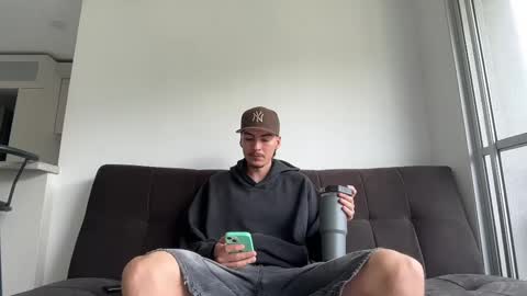 INDEPENDENT MODEL online show from 09.16.25