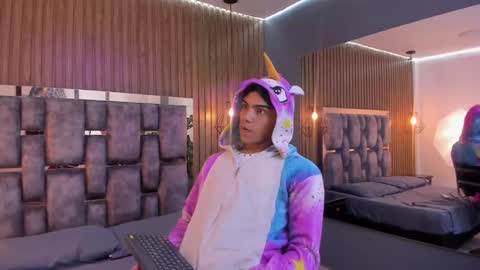 Snapshot of jack_sammy chatting on 11.23.25 Jack online show from 11.23.25