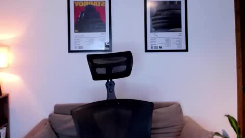 Jack J online show from 10.08.25