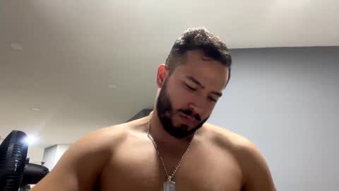 Snapshot of jackdanielsm chatting on 12.20.24 jackdanielsm online show from 12.20.24