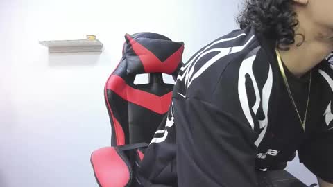 Snapshot of jackestaylor chatting on 11.09.25 Jackes Taylor online show from 11.09.25