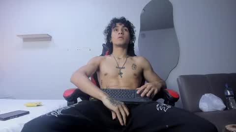 Jackes Taylor online show from 04.21.26