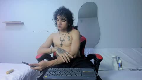 Jackes Taylor online show from 04.27.26