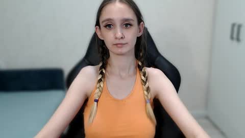 jackie__morgan online show from 02.04.25