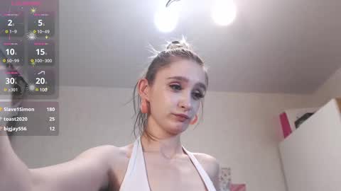 jackie__morgan online show from 03.03.25