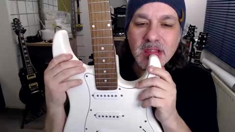 Jack independent model  online show from 03.31.26