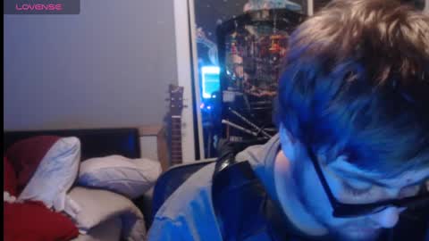 Snapshot of jackoffjared chatting on 12.21.24 jackoffjared online show from 12.21.24
