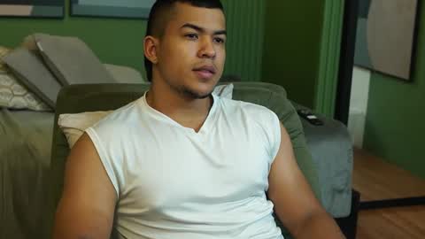 Jackson Bell online show from 09.12.25