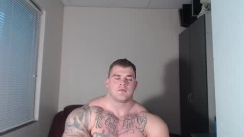 Snapshot of jackyhuge chatting on 01.02.25 Jacky online show from 01.02.25