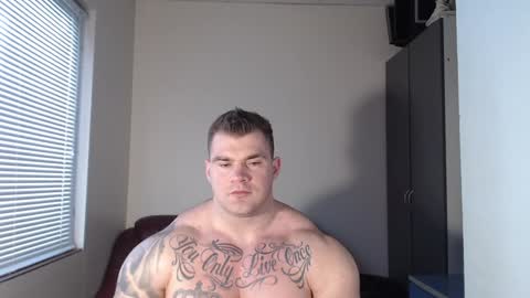 Snapshot of jackyhuge chatting on 01.04.25 Jacky online show from 01.04.25