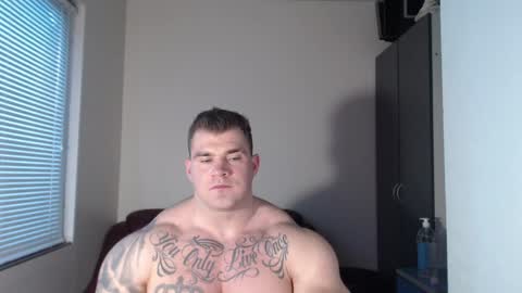 Snapshot of jackyhuge chatting on 01.05.25 Jacky online show from 01.05.25