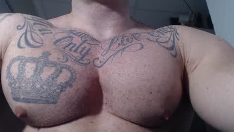 Snapshot of jackyhuge chatting on 02.01.25 Jacky online show from 02.01.25