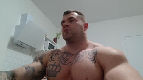 Snapshot of jackyhuge chatting on 10.23.25 Jacky online show from 10.23.25