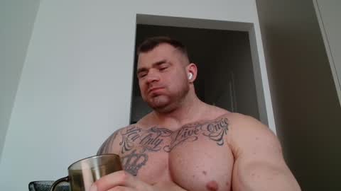 Snapshot of jackyhuge chatting on 10.30.25 Jacky online show from 10.30.25