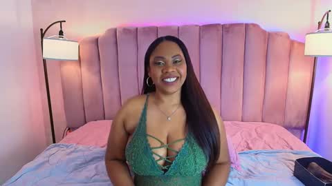 Snapshot of jackynorriss chatting on 01.20.25 Jacky Norriss online show from 01.20.25
