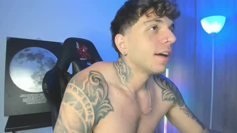 Snapshot of jacobb116 chatting on 10.09.25 jacobb116 online show from 10.09.25