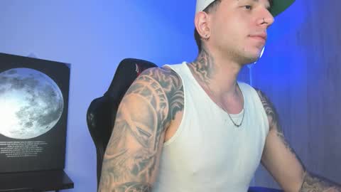 Snapshot of jacobb116 chatting on 10.12.25 jacobb116 online show from 10.12.25