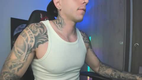 Snapshot of jacobb116 chatting on 10.17.25 jacobb116 online show from 10.17.25