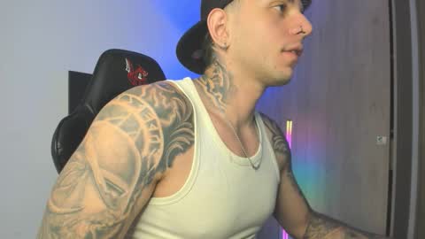 Snapshot of jacobb116 chatting on 10.18.25 jacobb116 online show from 10.18.25