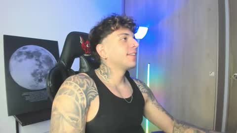 Snapshot of jacobb116 chatting on 10.24.25 jacobb116 online show from 10.24.25