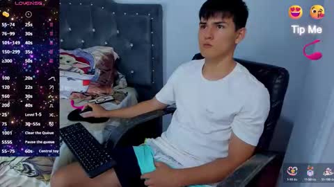 Snapshot of jacobb_lee chatting on 10.09.25 Jacob Lee online show from 10.09.25