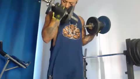 Snapshot of jacobjamess chatting on 12.18.24 jacobjamess online show from 12.18.24