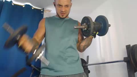 Snapshot of jacobjamess chatting on 12.26.24 jacobjamess online show from 12.26.24